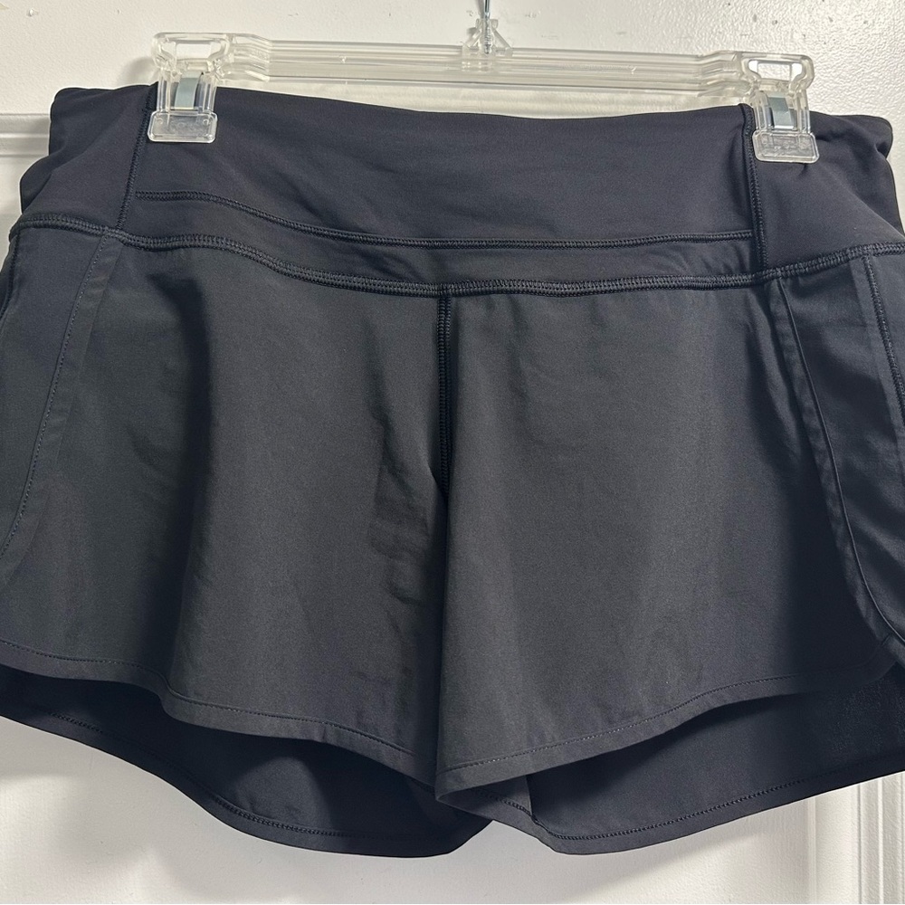 Lululemon 6 black running shorts
